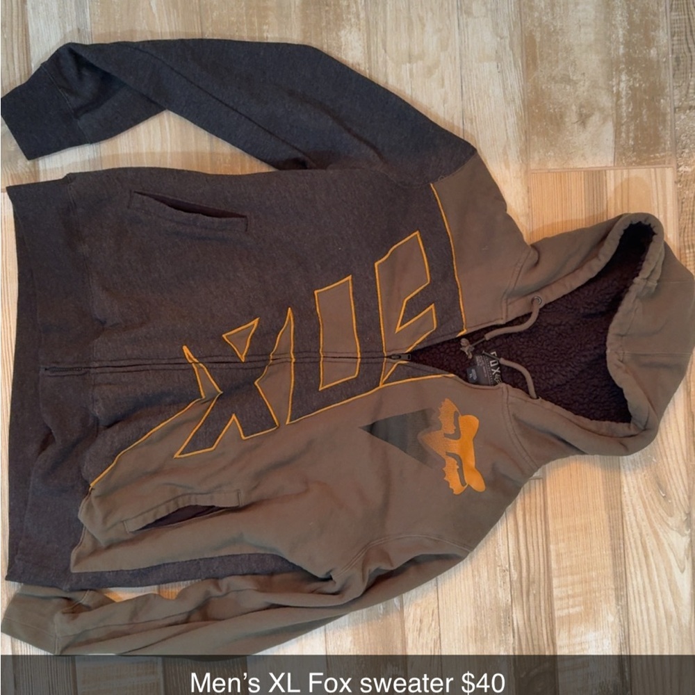 Fox Men's XL Hoodie in Charcoal and Mustard